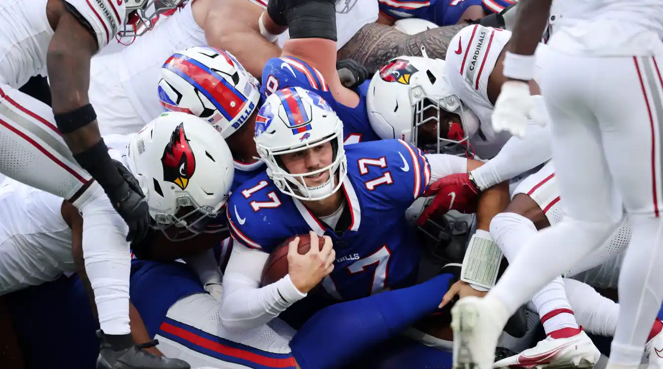 Bills QB Josh Allen Shares Concerning Update After Injury Against Cardinals