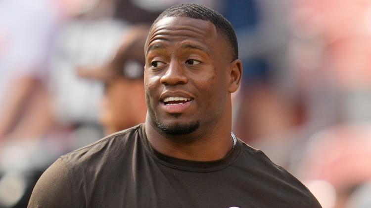 Cleveland Browns running back Nick Chubb writes emotional letter to fans on The Players’ Tribune amid departure from……. full article below ⬇️